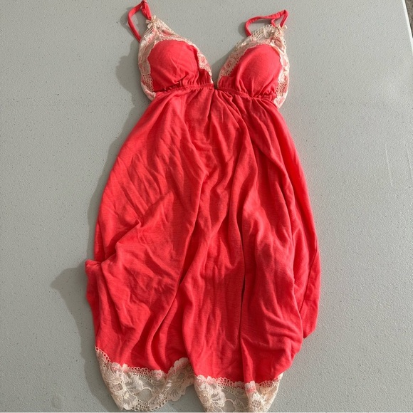 Victoria secret bundle 2 nights gowns 2 bralettes - Picture 5 of 12